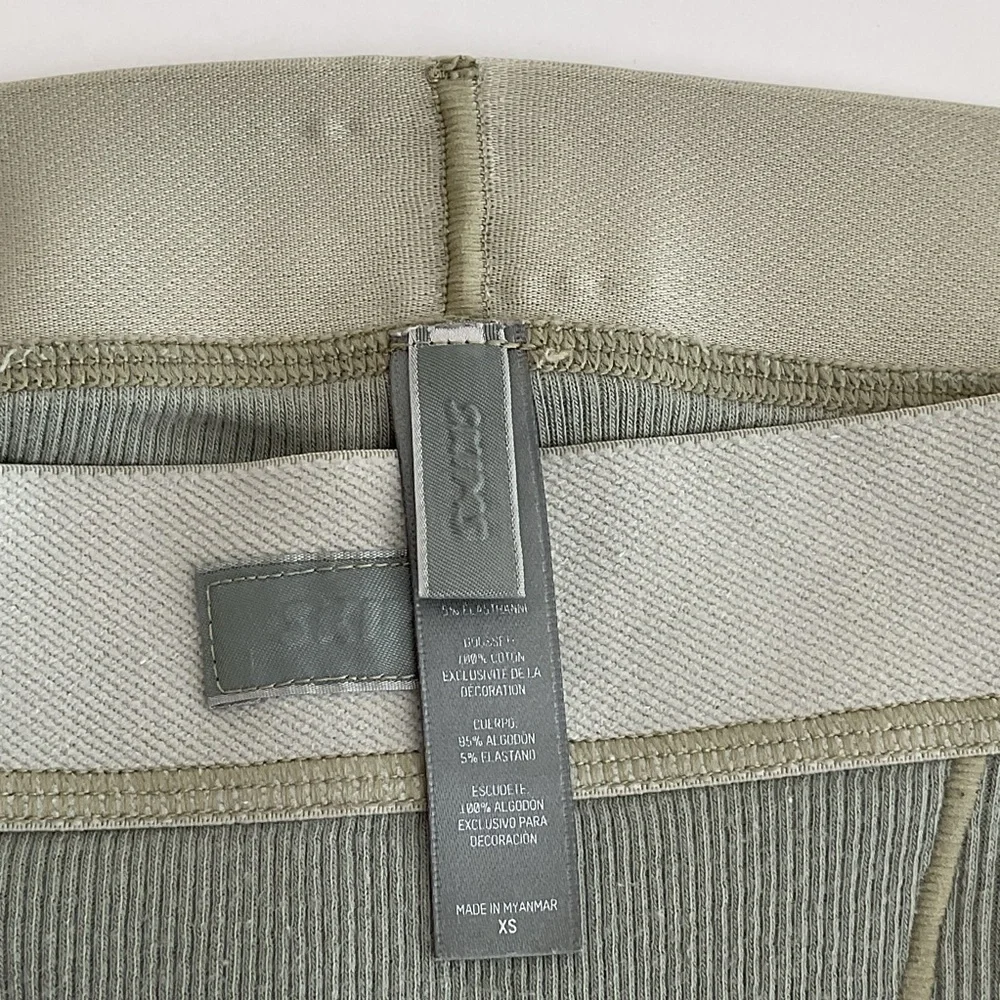 SKIMS Tank / Boxer Set in Mineral - Picture 11 of 11